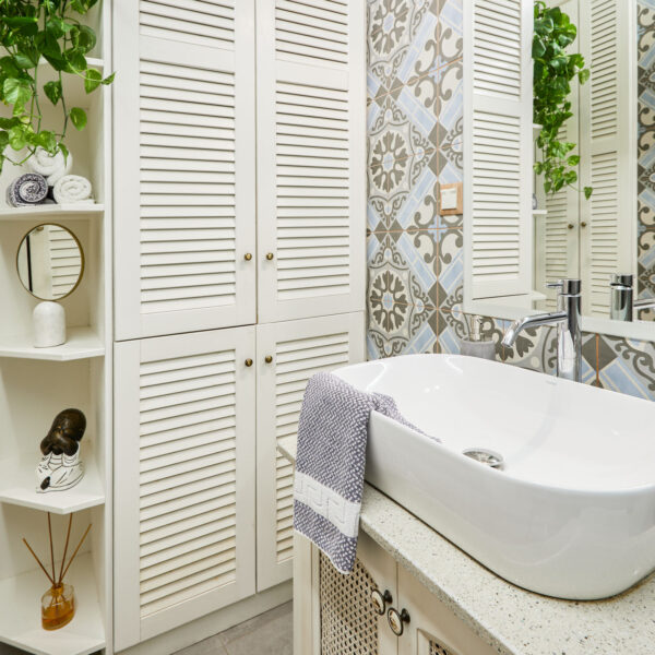 ESTIA Luxury Residence, bathroom