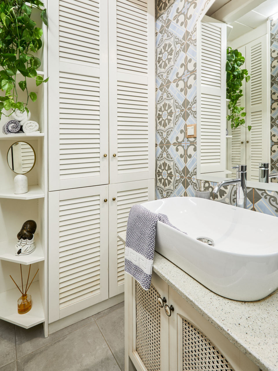 ESTIA Luxury Residence, interior view